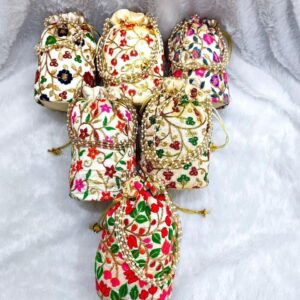 Indian Beautiful Embroidery Flower Embroidery Work Gift Bags With Beaded Handle